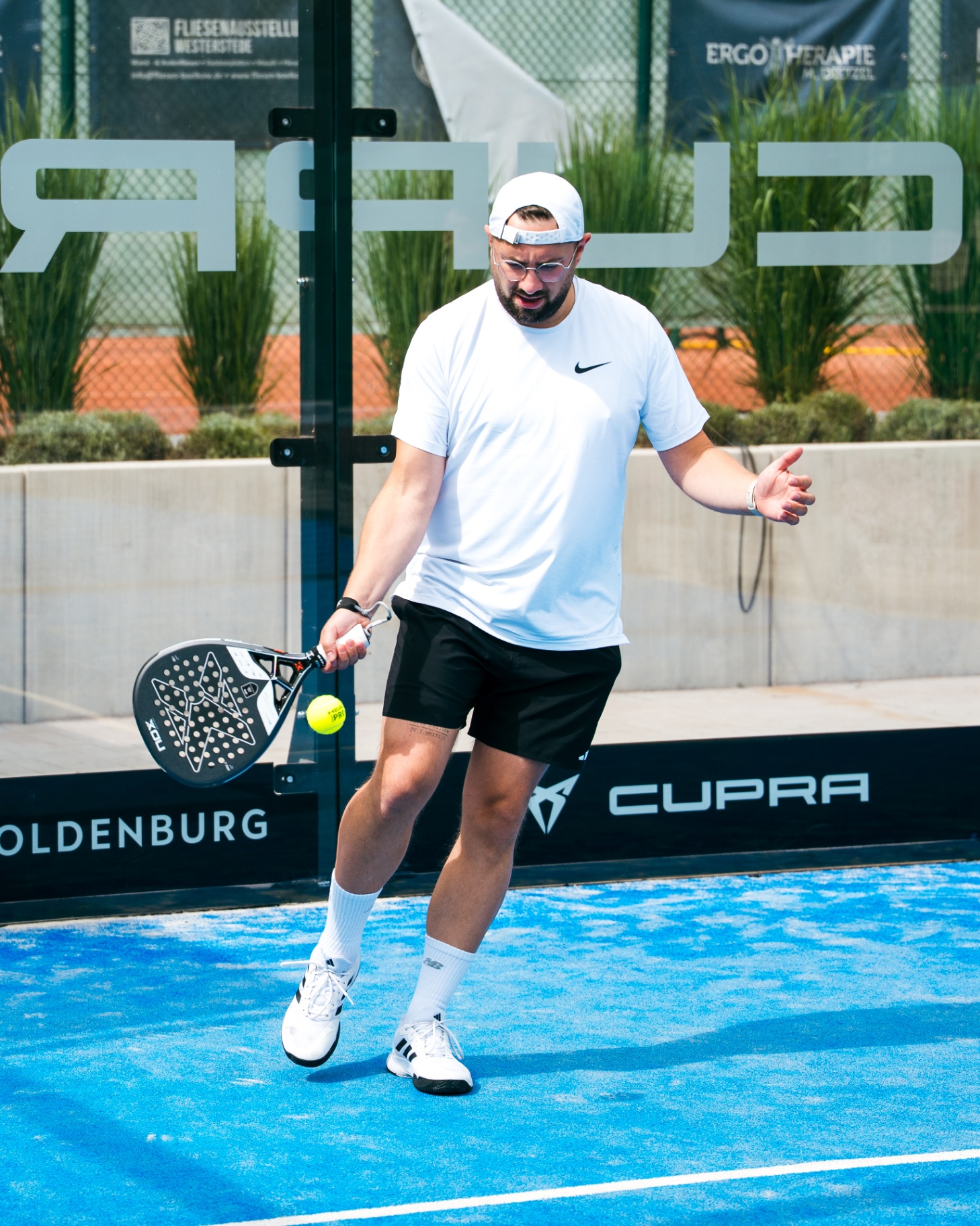 Spieler in Aktion auf dem Court